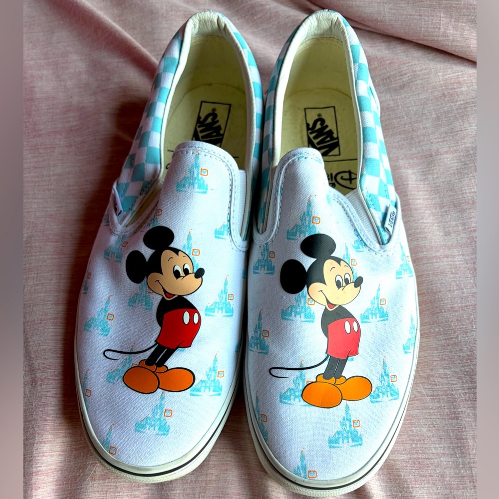 Vans x Disney parks